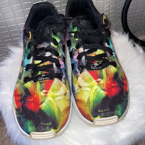 Adidas Torsion shoes - Picture 2 of 5